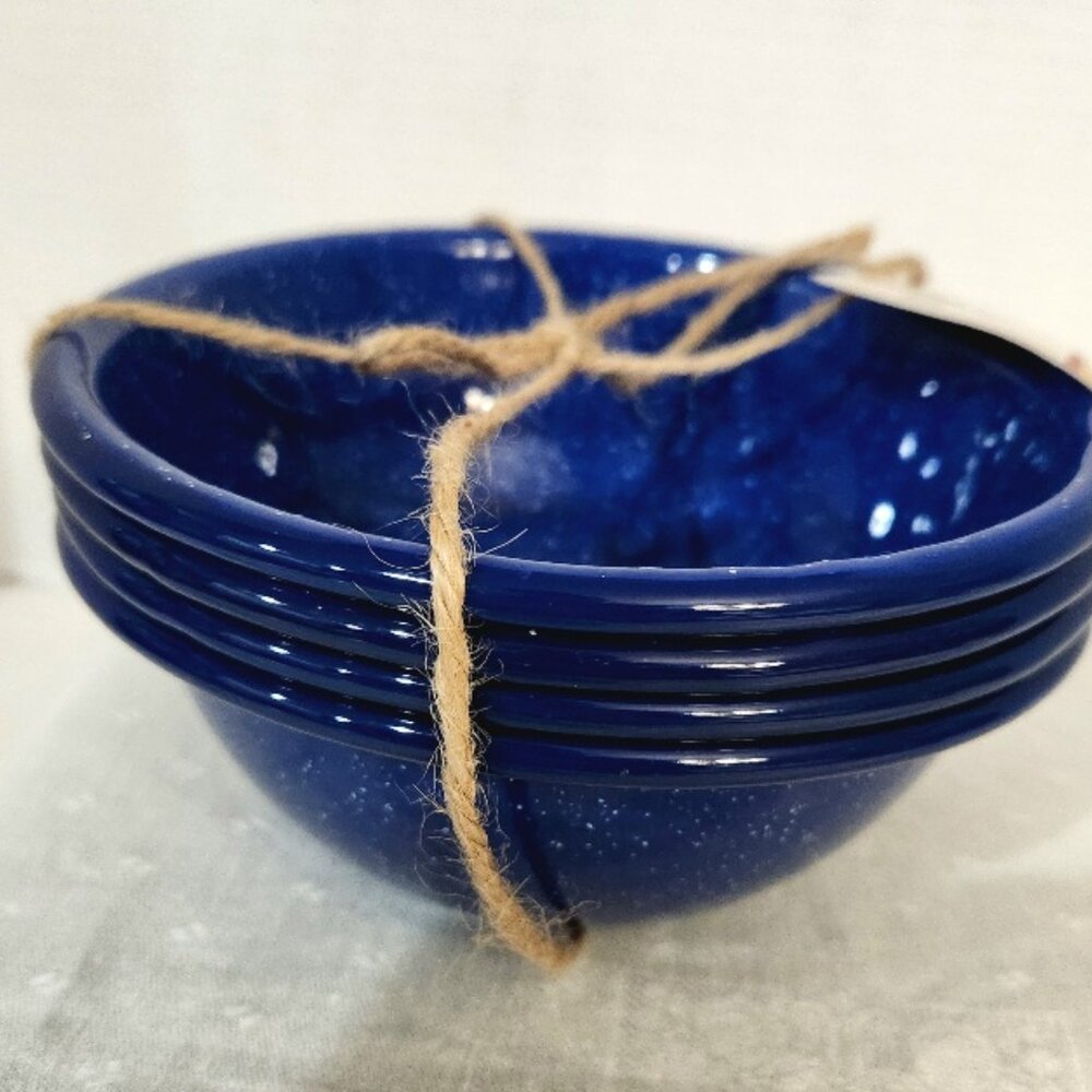 The product is a set of 4 Towle Living blue speckled enamelware bowls, measuring - Picture 4 of 4